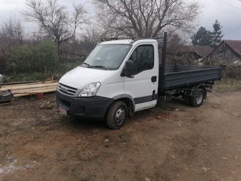 Transport moloz, pietriș, nisip, pamant